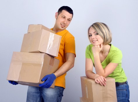 Professional moving truck service for homes and businesses in Fulham